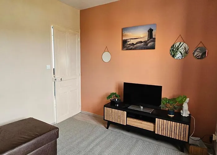 Appartement Avec Terrasse Proche Plages Et Sentiers De Randonnee