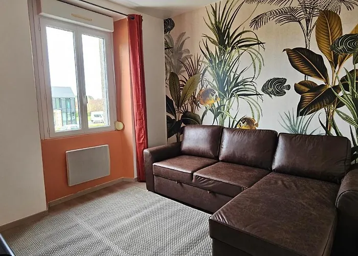 Appartement Avec Terrasse Proche Plages Et Sentiers De Randonnee
